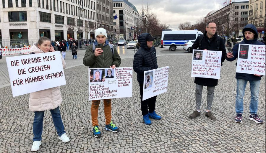 Стрим с Богданом Щегловитовым. Акция в Берлине против «бусификации» 17 ноября